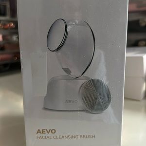 Aevo cleansing brush